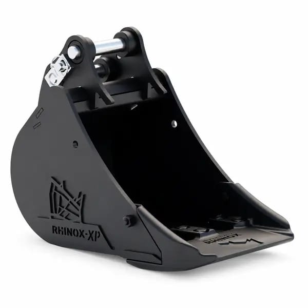 Three excavator buckets included: 300mm and 450mm toothed buckets and a 1000mm mud bucket